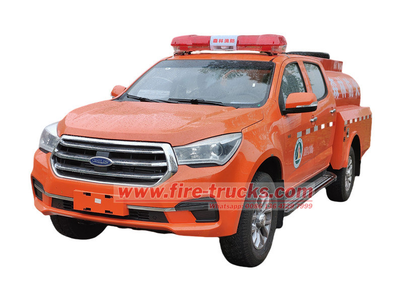 ISUZU 4WD pickup fire pumper truck ISUZU 4WD pickup fire pumper truck