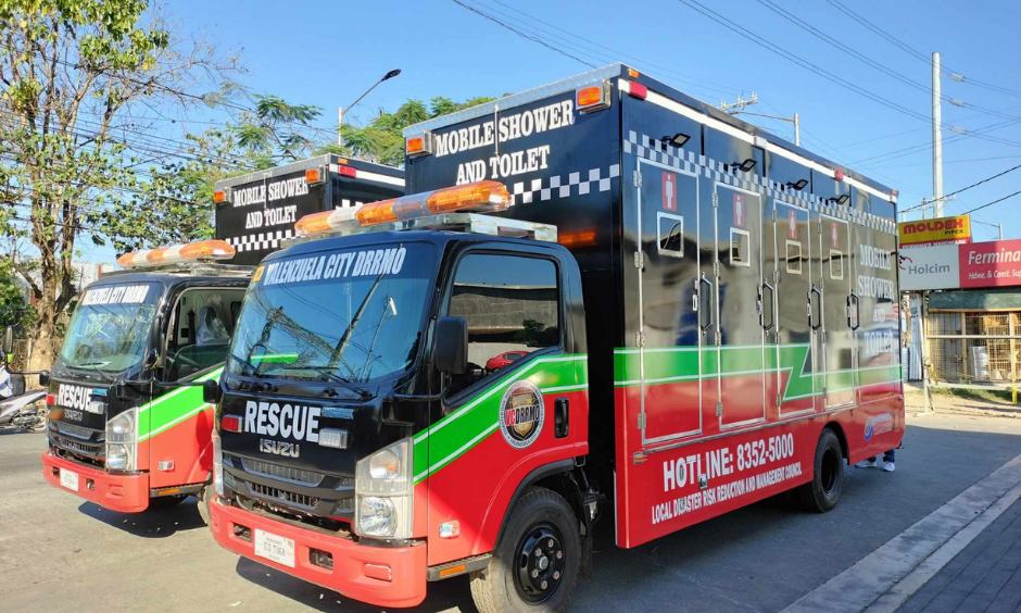 Japan Isuzu Mobile Emergency Shower and Toilet Vehicles pictures factory Japan Isuzu Mobile Emergency Shower and Toilet Vehicles pictures