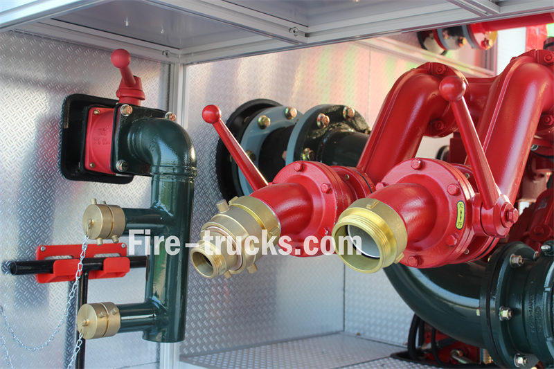 isuzu 4500 l water foam fire fighting truck