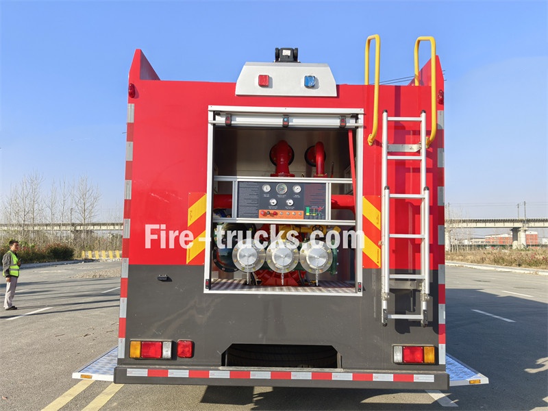 isuzu FVZ truck mounted 10 cbm water foam tanker