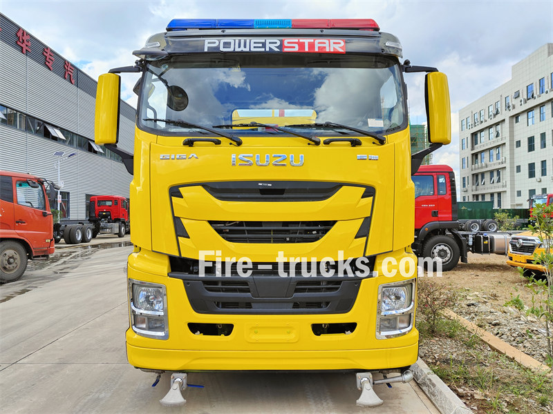 ISUZU GIGA VC66 truck cabinet