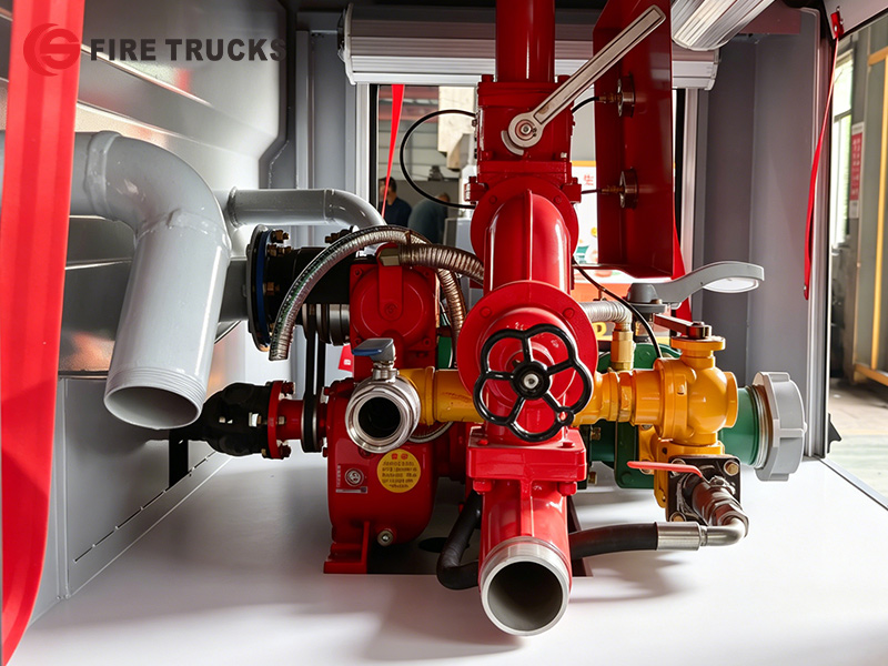 HOWO 4x2 water foam fire truck CB10/30-XZ fire pump Philippines